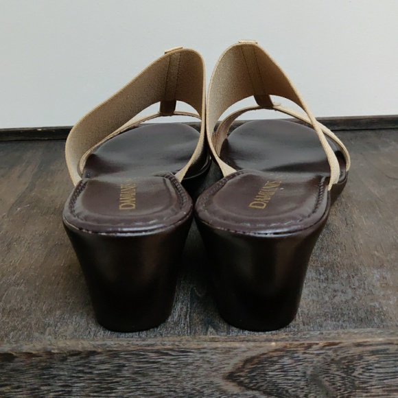 Italian Low Wedge Spring Sandal- SIZE 8 & 9 ONLY - Picture 3 of 5